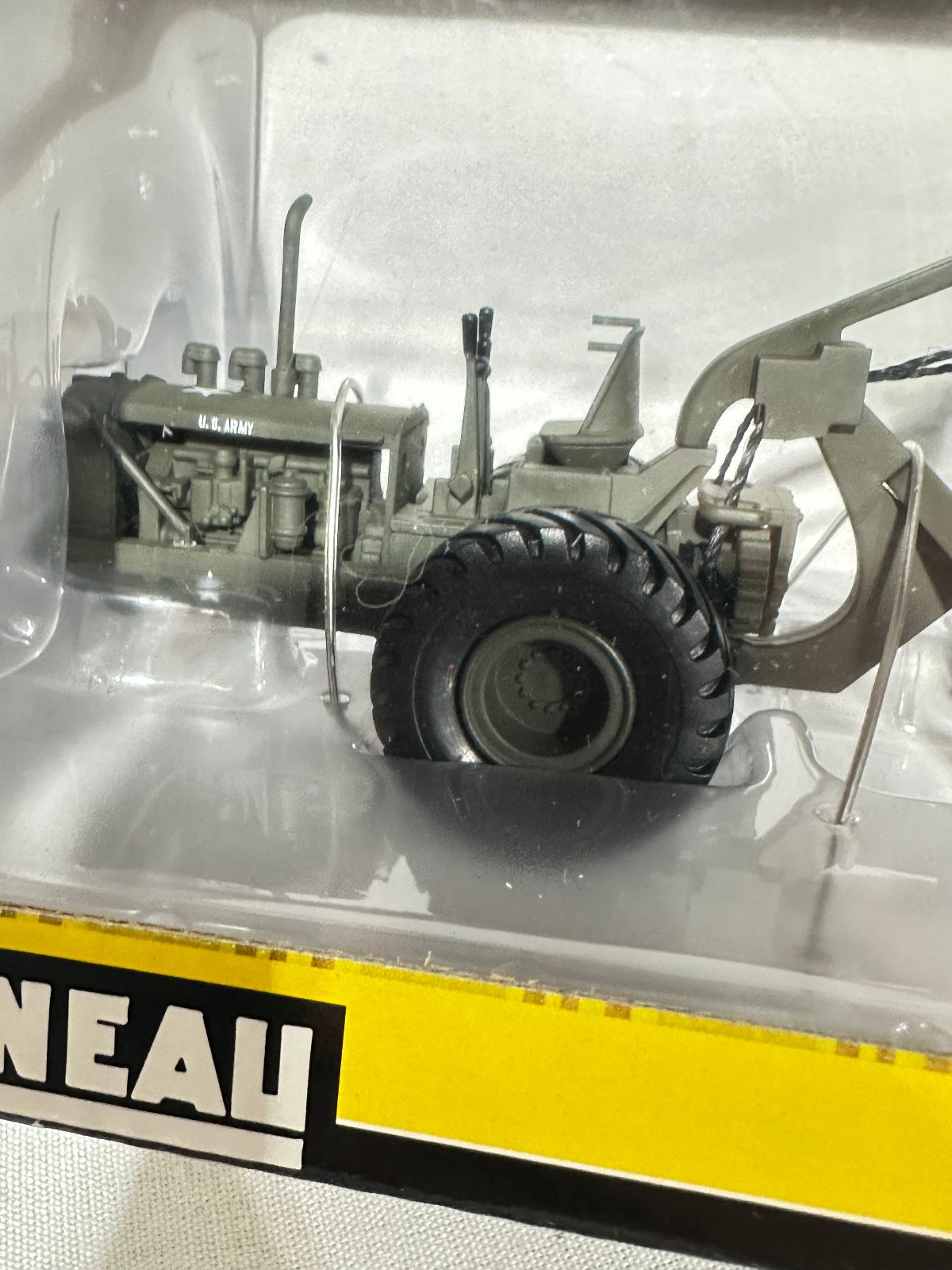 U.S. Army Le Tourneau Super C Tournapull With LP Carryall Scraper 1/50th Scale