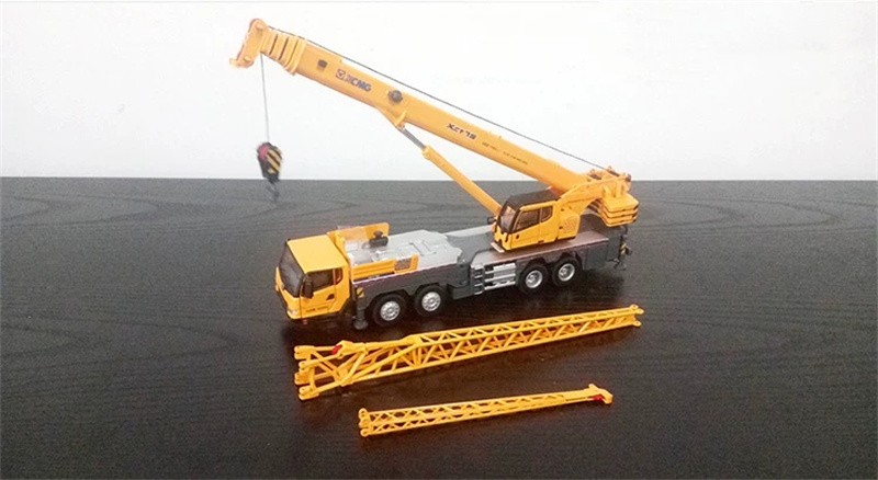 1:50 Scale Diecast Construction Machinery XCMG XCT 75 Tons Truck Crane Model Toy