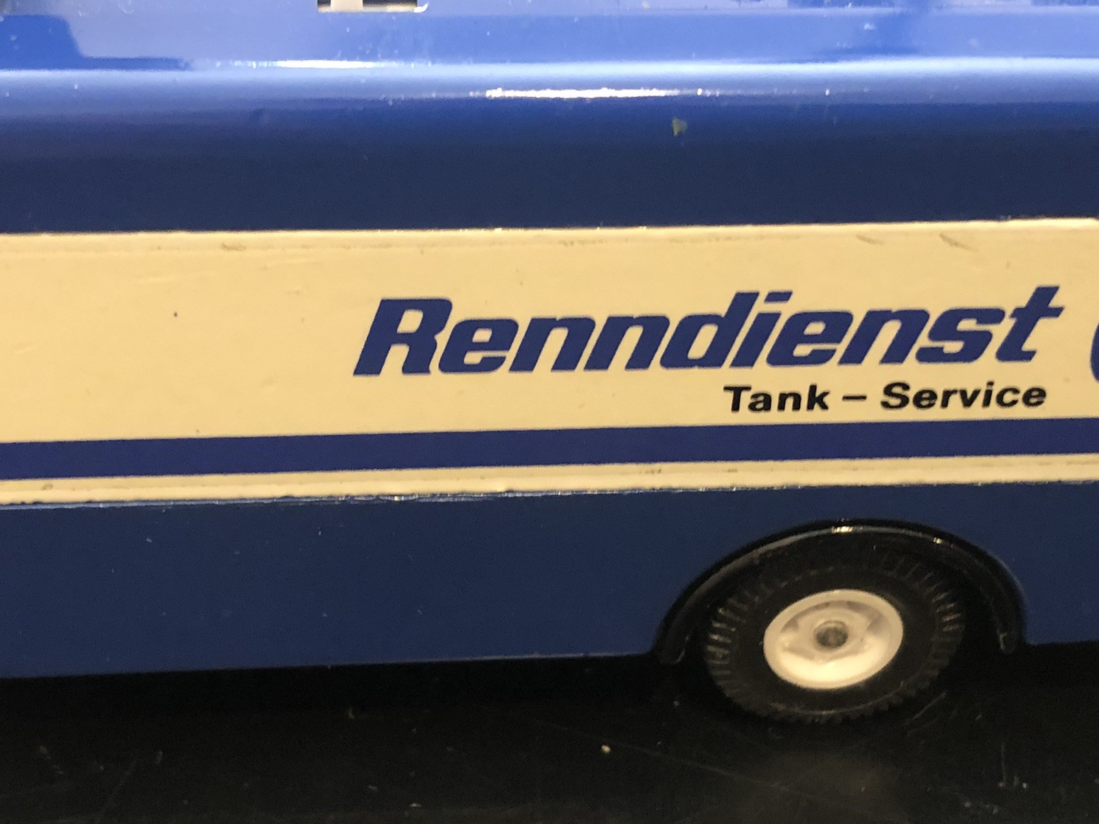 Siku #V 331 MAN Aral Renndienst Service Truck Truck Diecast Model Boxed – Rare