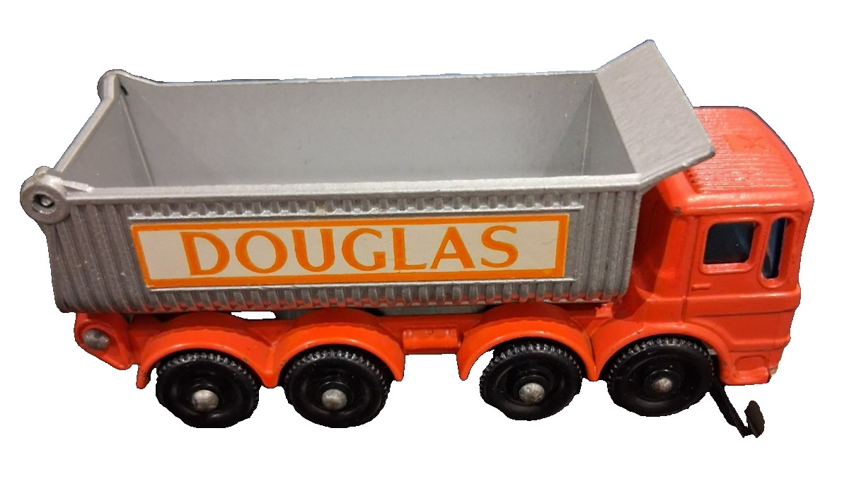 vIntage 1969 Matchbox Lesney AEC Mammoth Major 8-Wheel Tipper Truck in orange wi