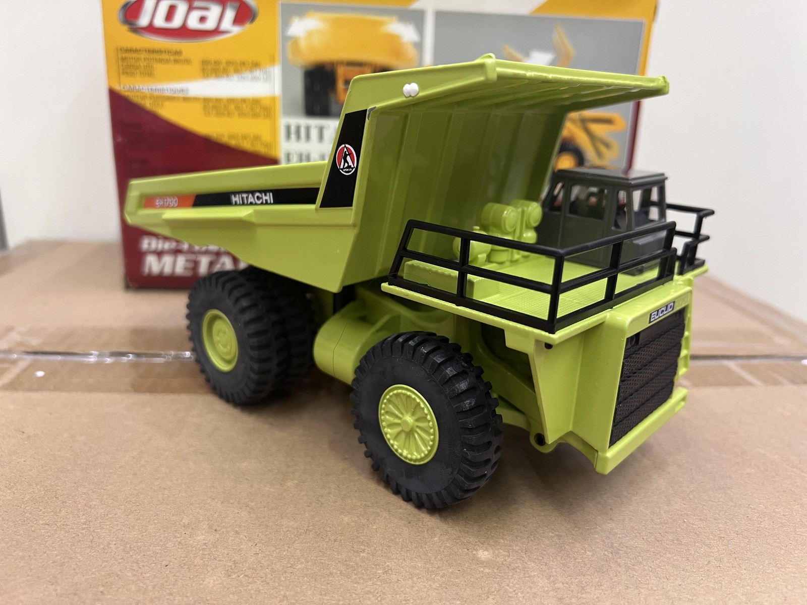 JOAL 1:50 HITACHI EH 1700 Hitachi mining truck dump truck alloy dump truck model