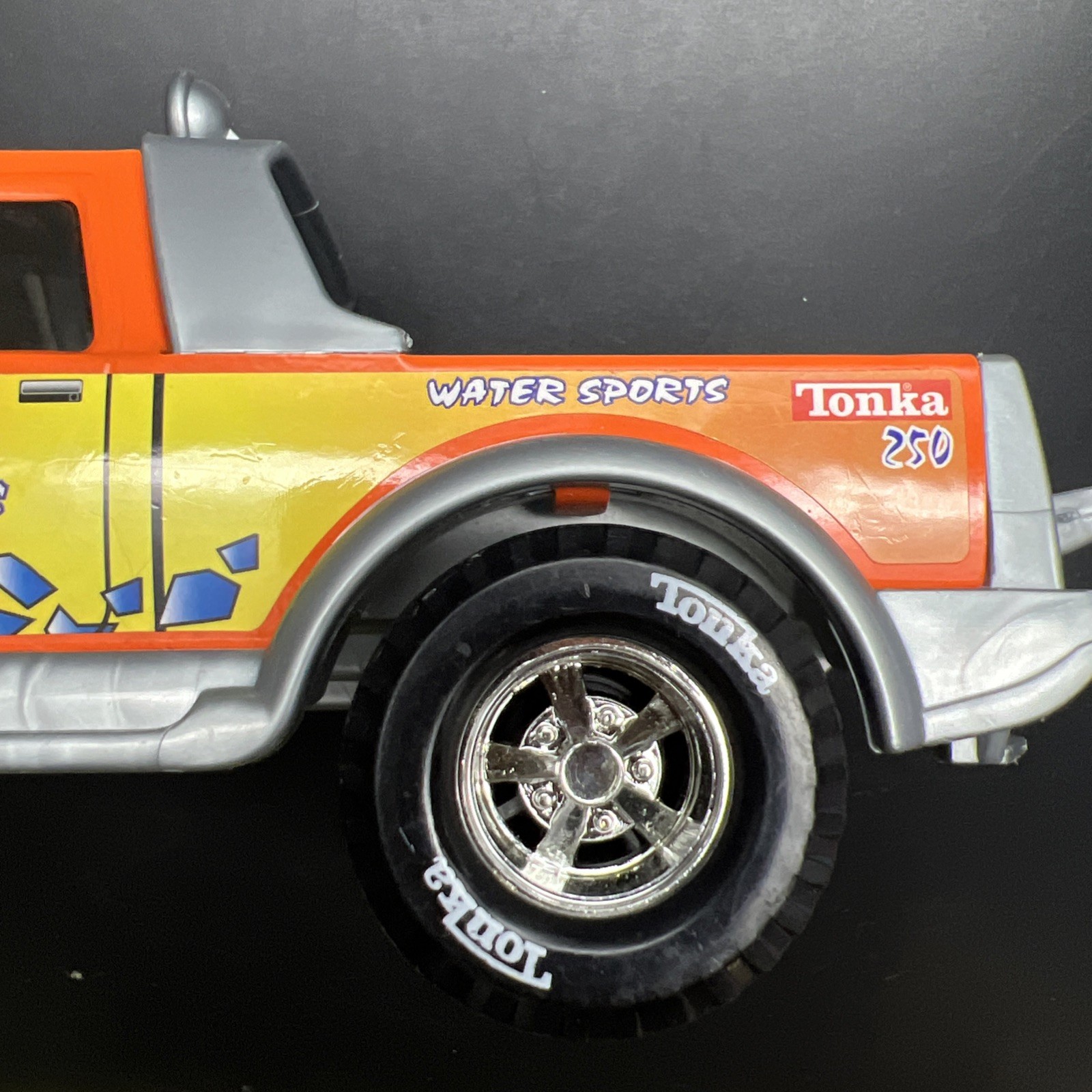 Vintage Tonka Hasbro Water Sports Truck 250 #50250 – vintage 2002