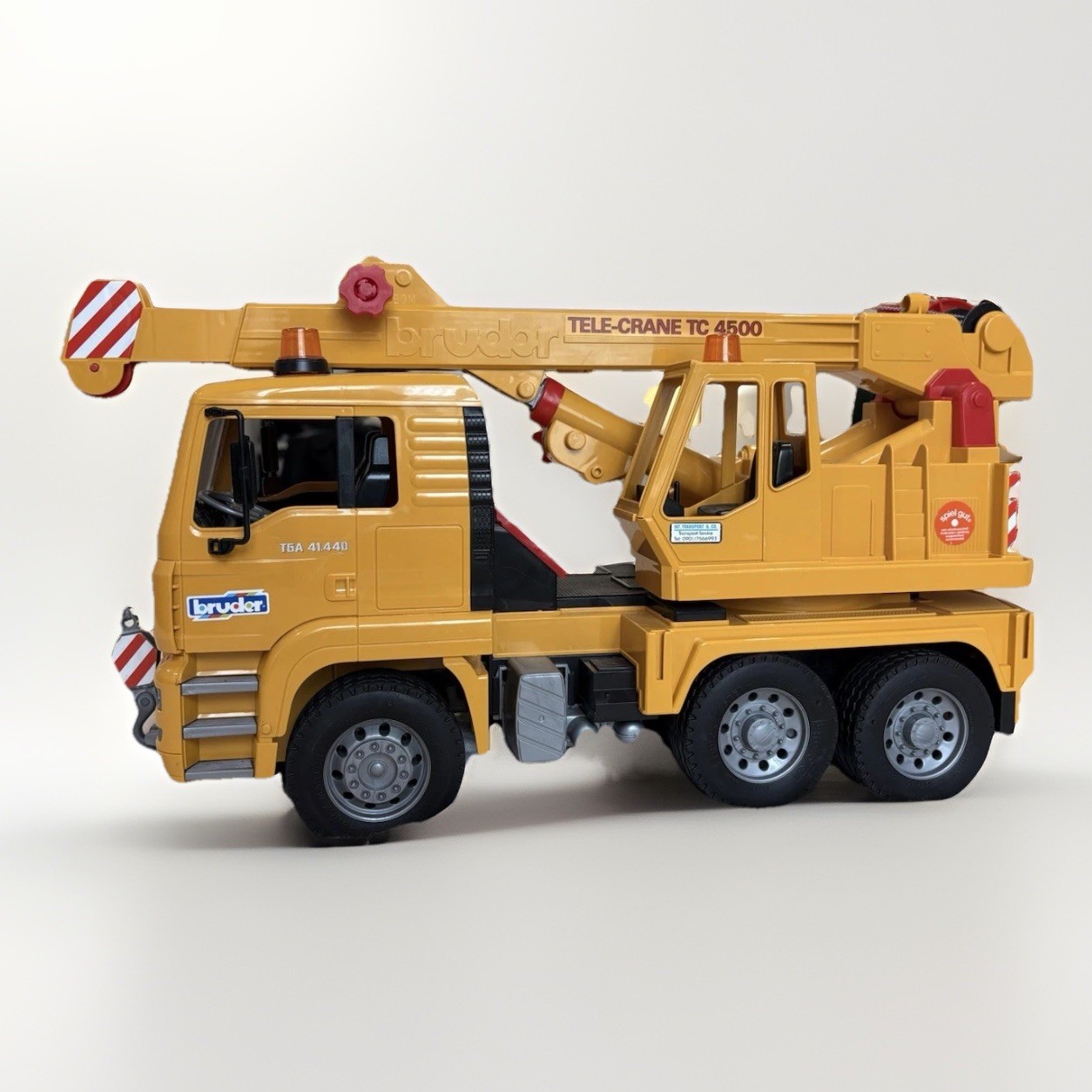 Bruder MAN TGA Crane Truck 02754 1:16 Construction Toy Yellow Made in Germany