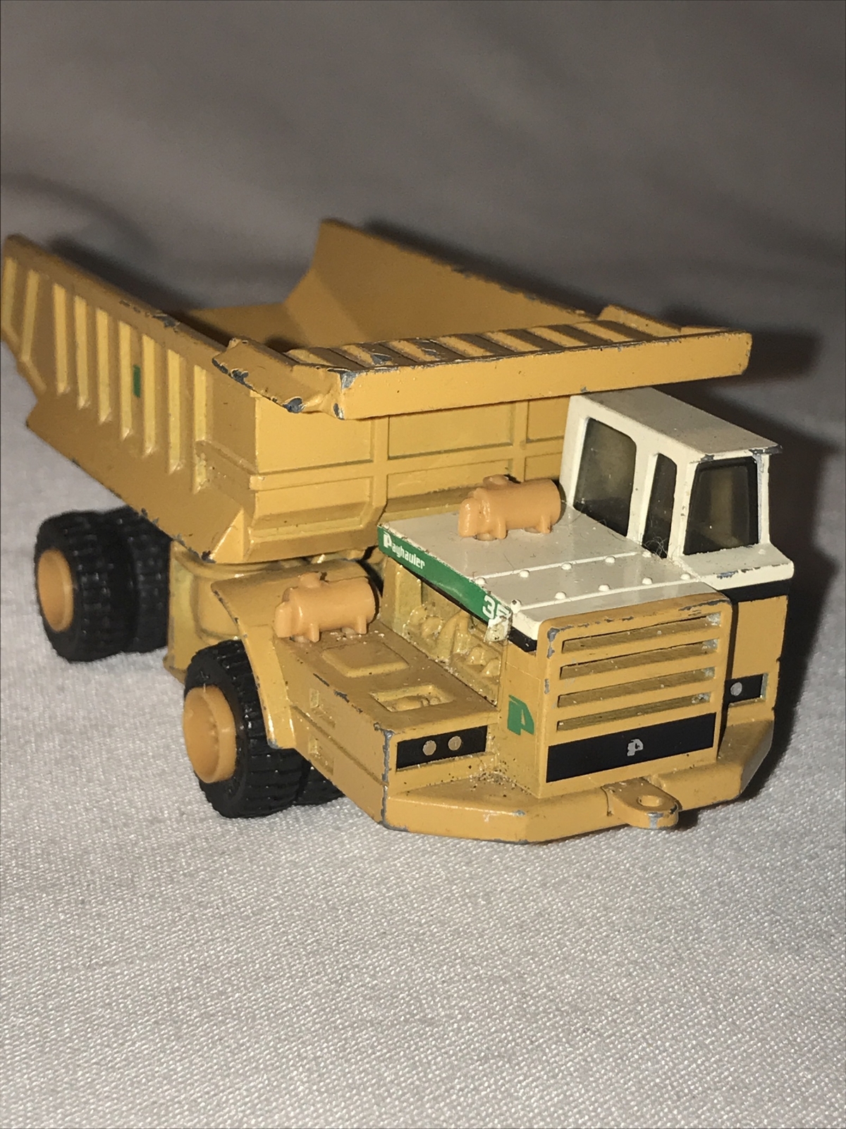 The Ertl Co. Hydraulic Dump Truck-Earth Mover 5” Payhauler 35￼ Diecast &Plastic￼