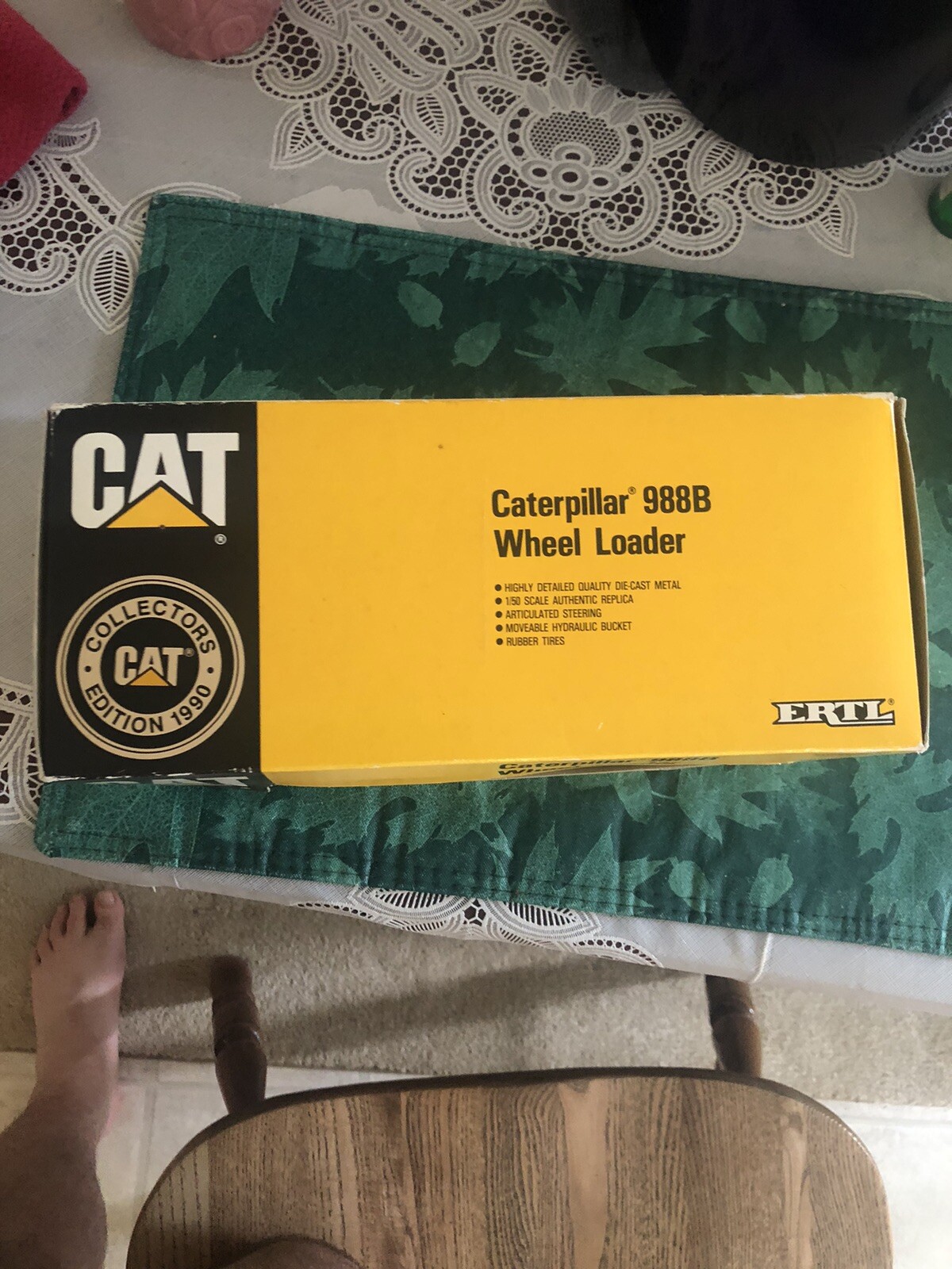 Ertl Caterpillar 988B Wheel Loader 1:50 Scale # 2435