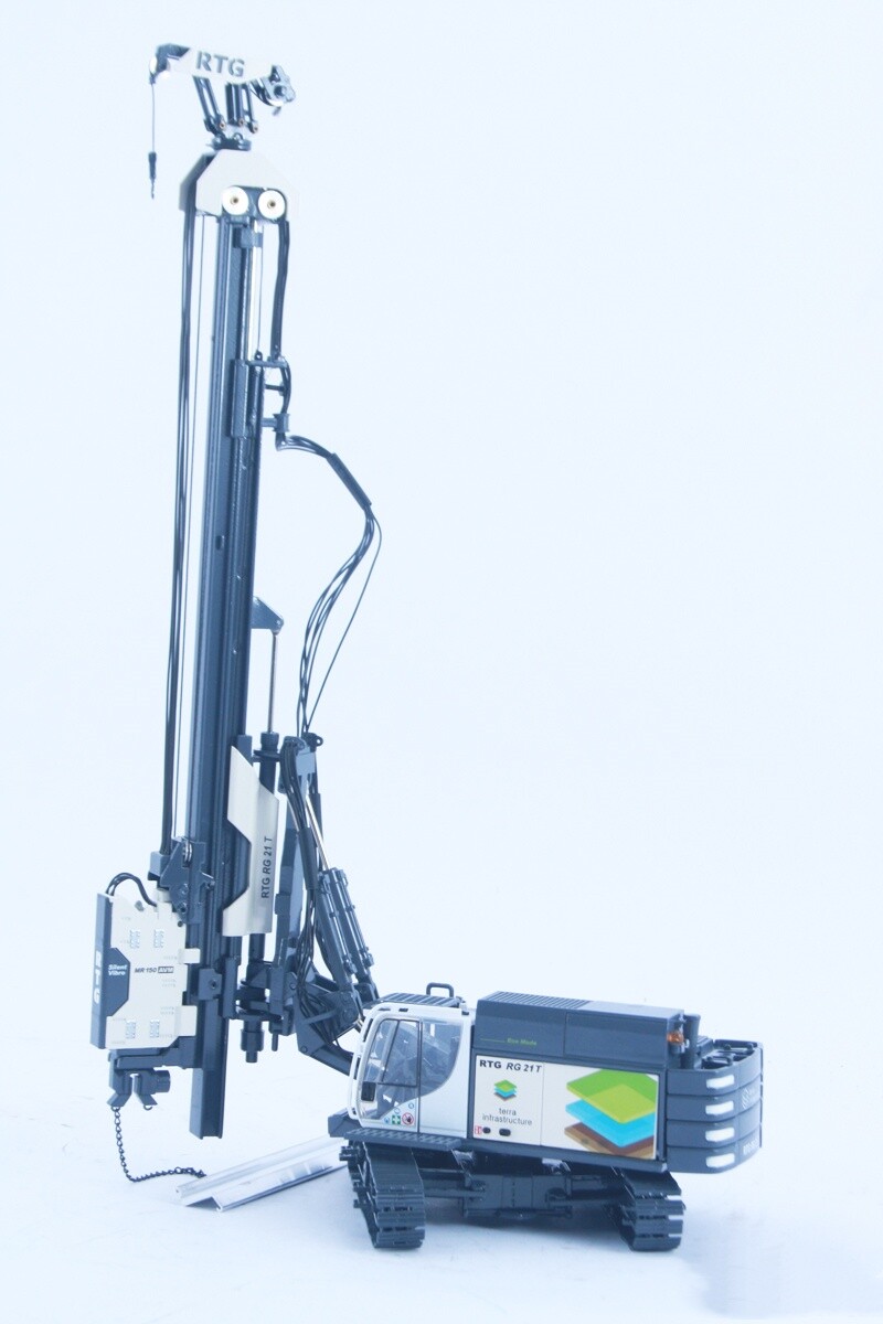 1:50 BYMO RTG RG21T Pile Drive with Hydraulic Vibrator Machine Diecast Model #5