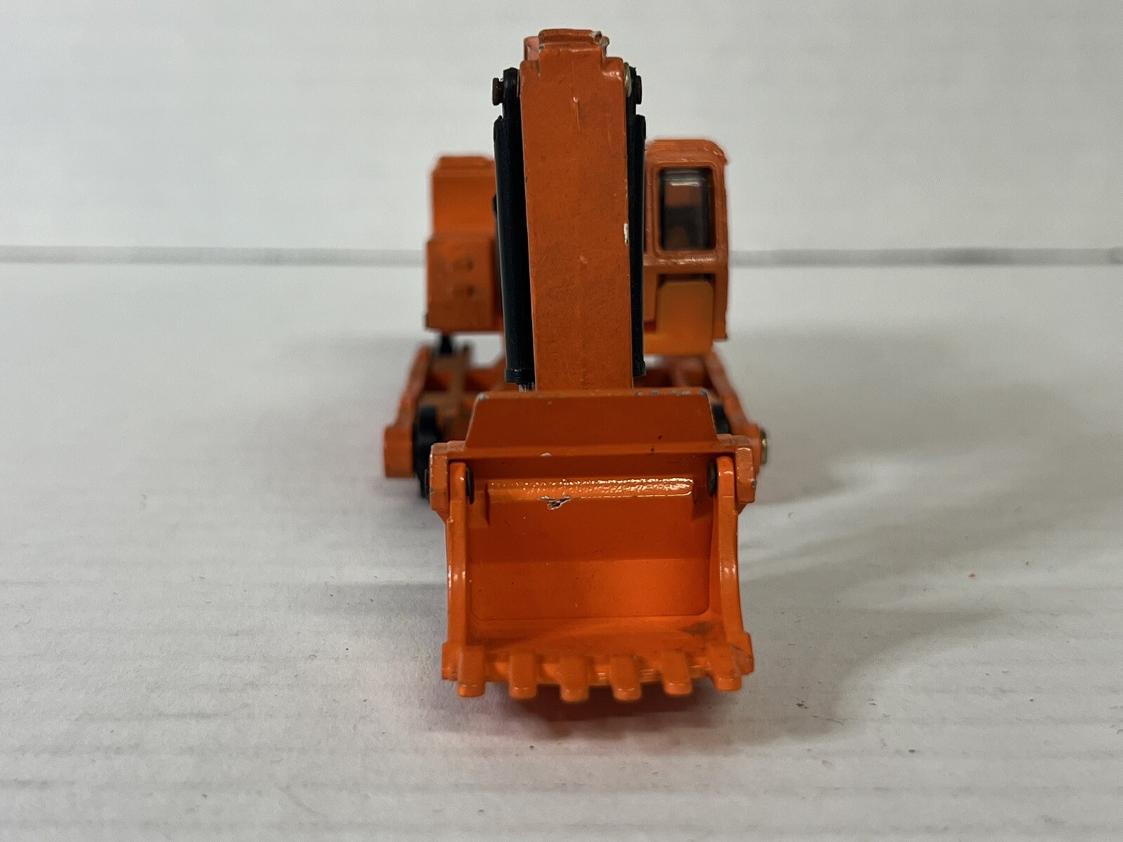 Shinsei Mini Power Hitachi UH20 Loader Shovel No. 29 Orange Diecast Tractor 1:64