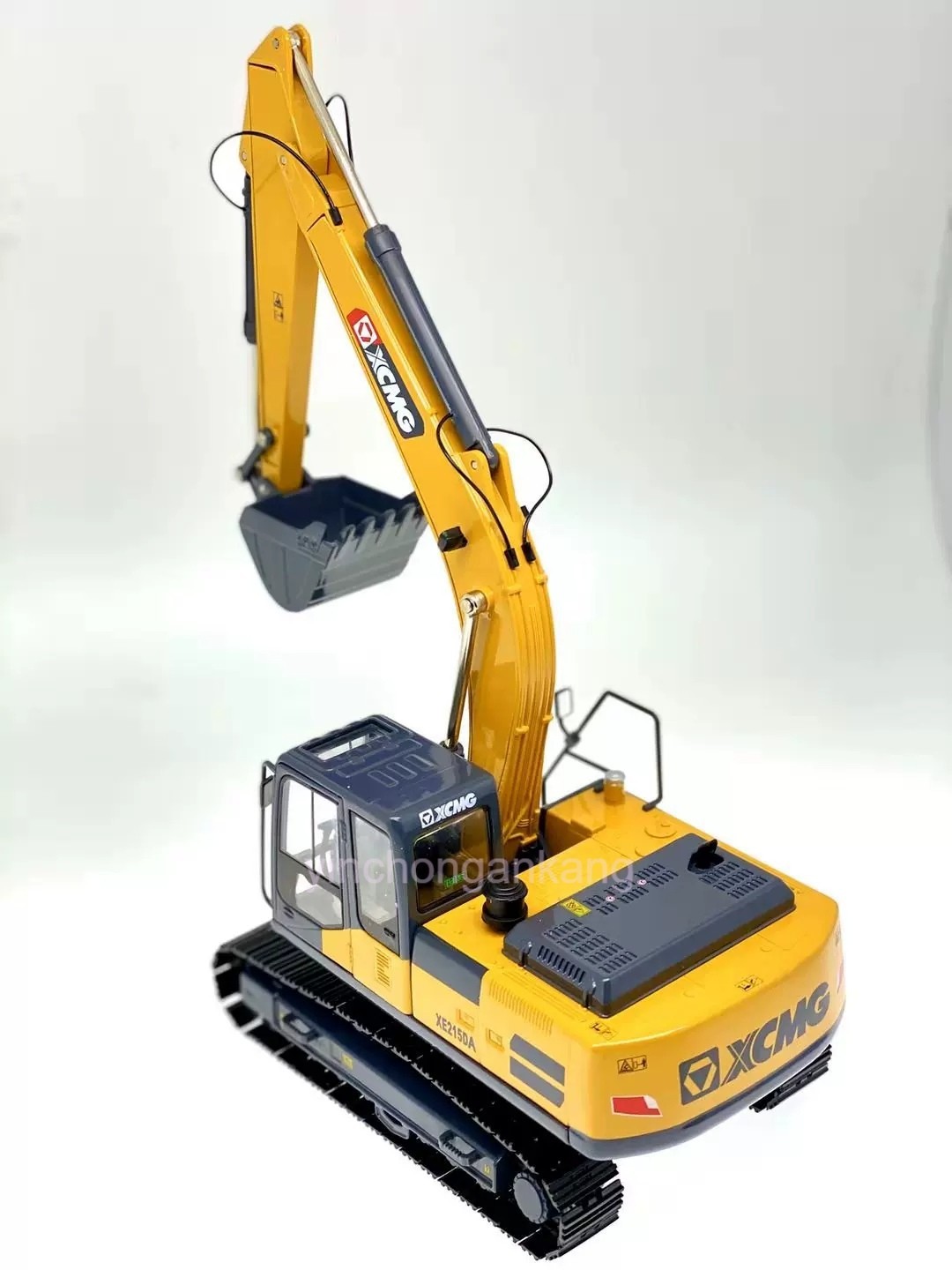 XCMG XE215DA Excavator Alloy Engineering Vehicle Model 1:35