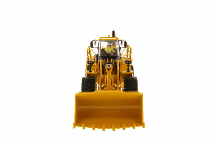 CAT 988K Wheel Loader w/ Operator t1:50 Model – Diecast Masters – 85901