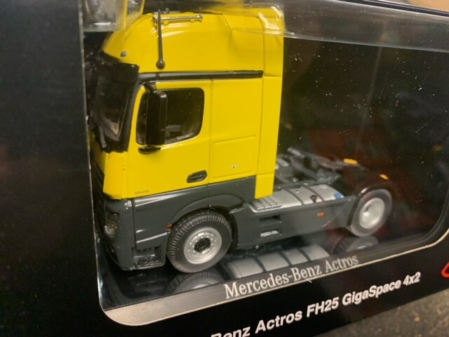 NZG 1/50 Mercedes-Benz Actros FH25 GigaSpace 4×2 Cab in yellow #844-07 *sealed*