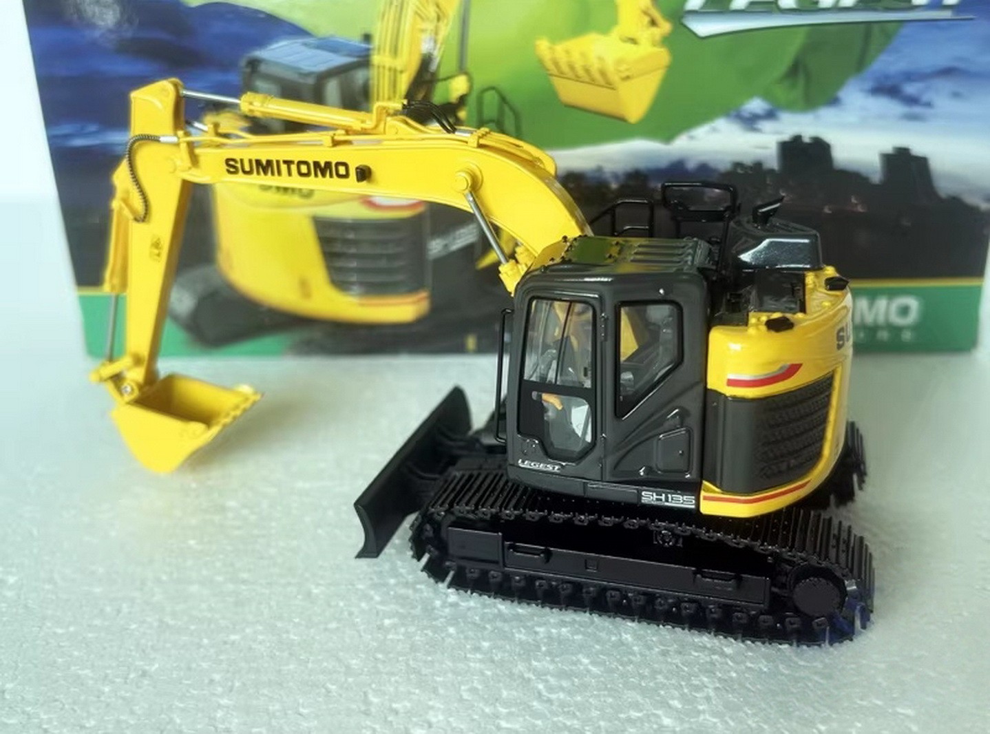 1/50 Scale SUMITOMO SH135X-8 Compact Hydraulic Excavator Diecast Model Toy Gift
