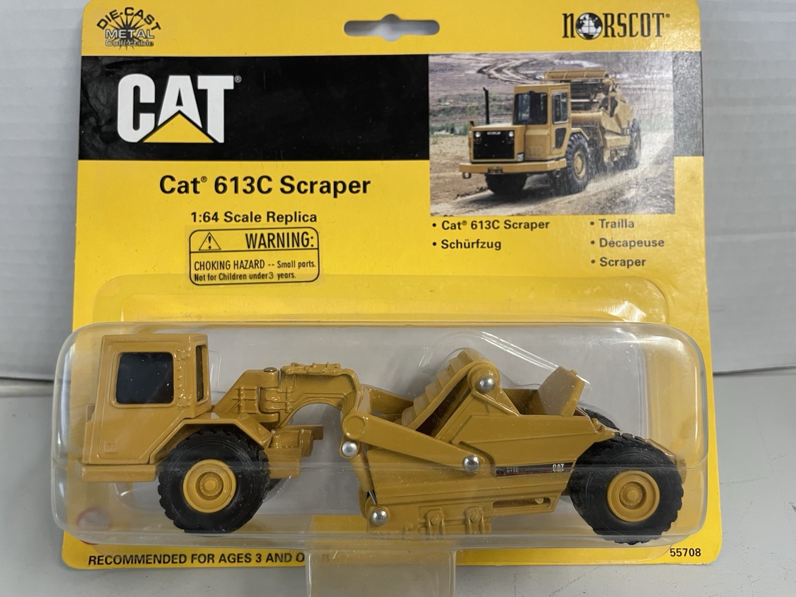 Norscot CAT 613C Yellow Scraper 1:64 Scale Mint