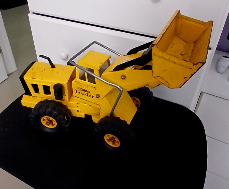 Tonka Might Loader 1970s Pressed Steel Front Loader – Vintage Toy 20″ x 8″ x 10″