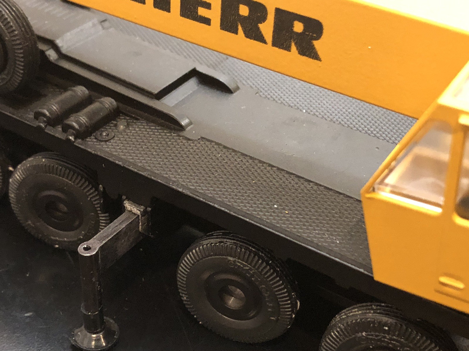 Gescha #3072 Liebherr LT 1100 Mobile Crane Diecast Model Boxed – Scale 1:50
