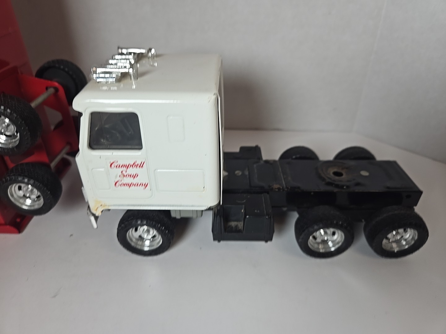 Vintage Pressed Metal Ertl Campbells Soup Cabover Semi Truck Tractor Trailer 80