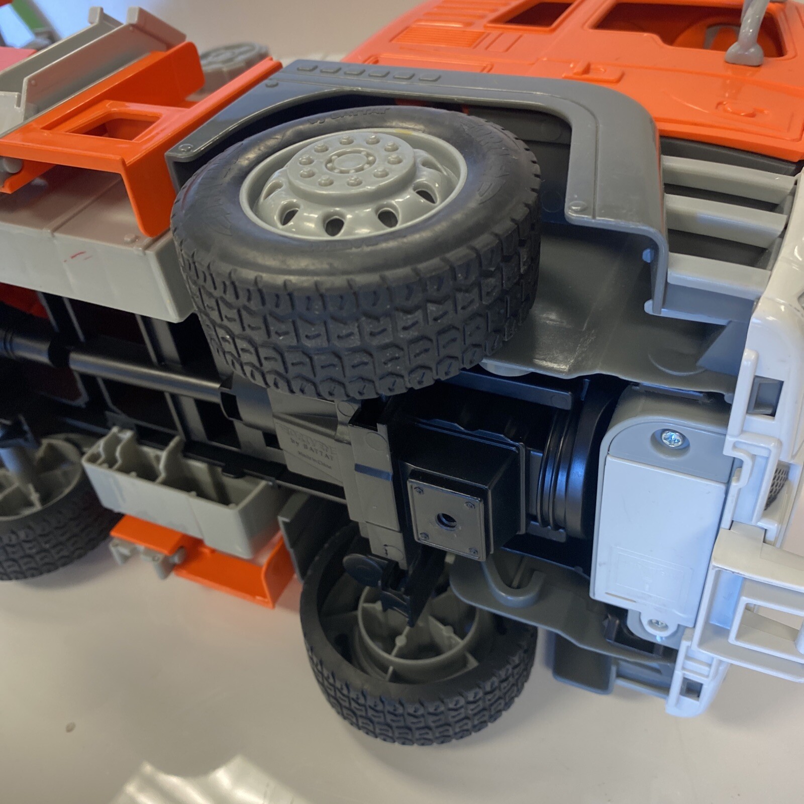 DRIVEN – Toy Crane Truck – Standard Series
