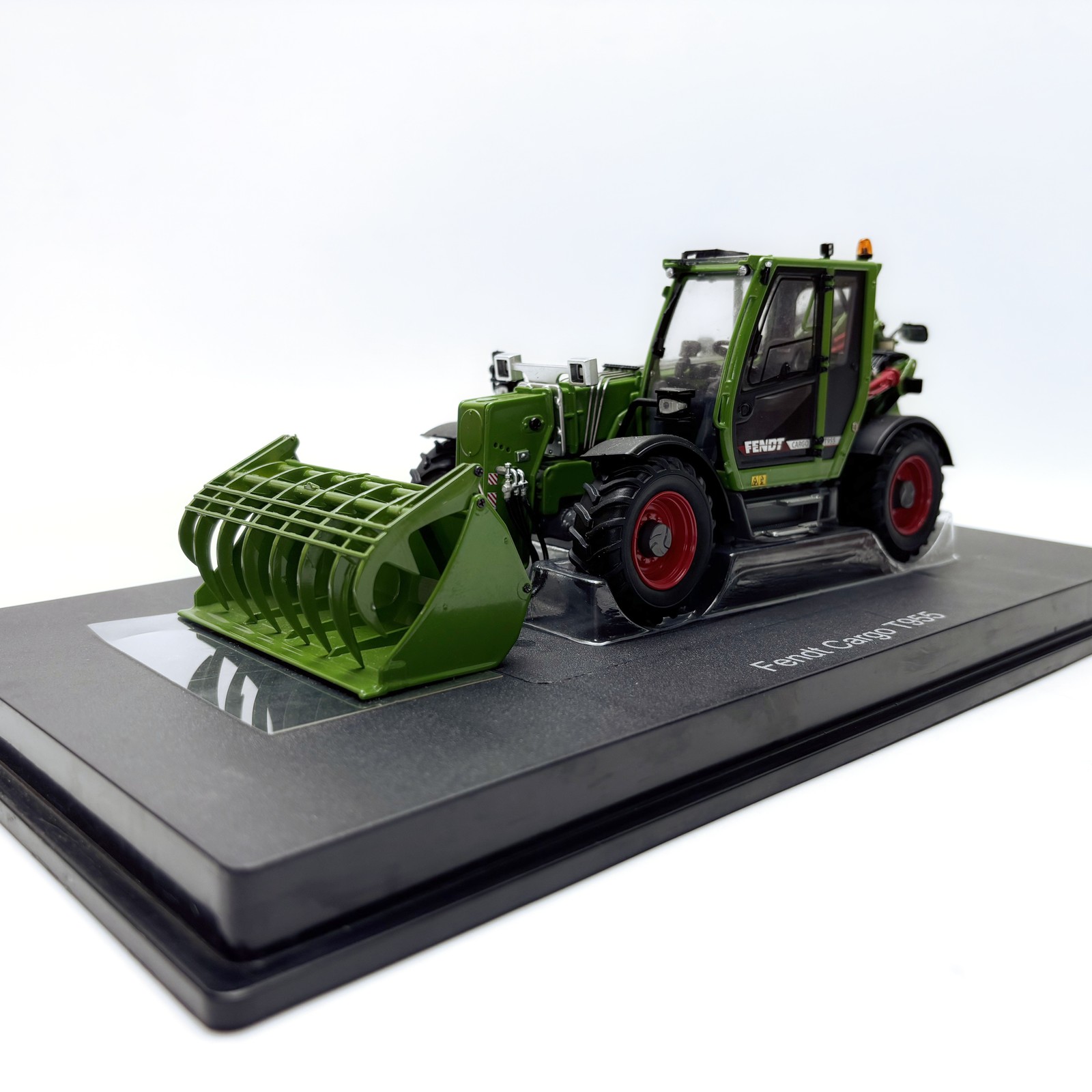 1:32 UH Sennebogen FENDT Cargo T955 355E Telescopic Tractor Farm Diecast Model