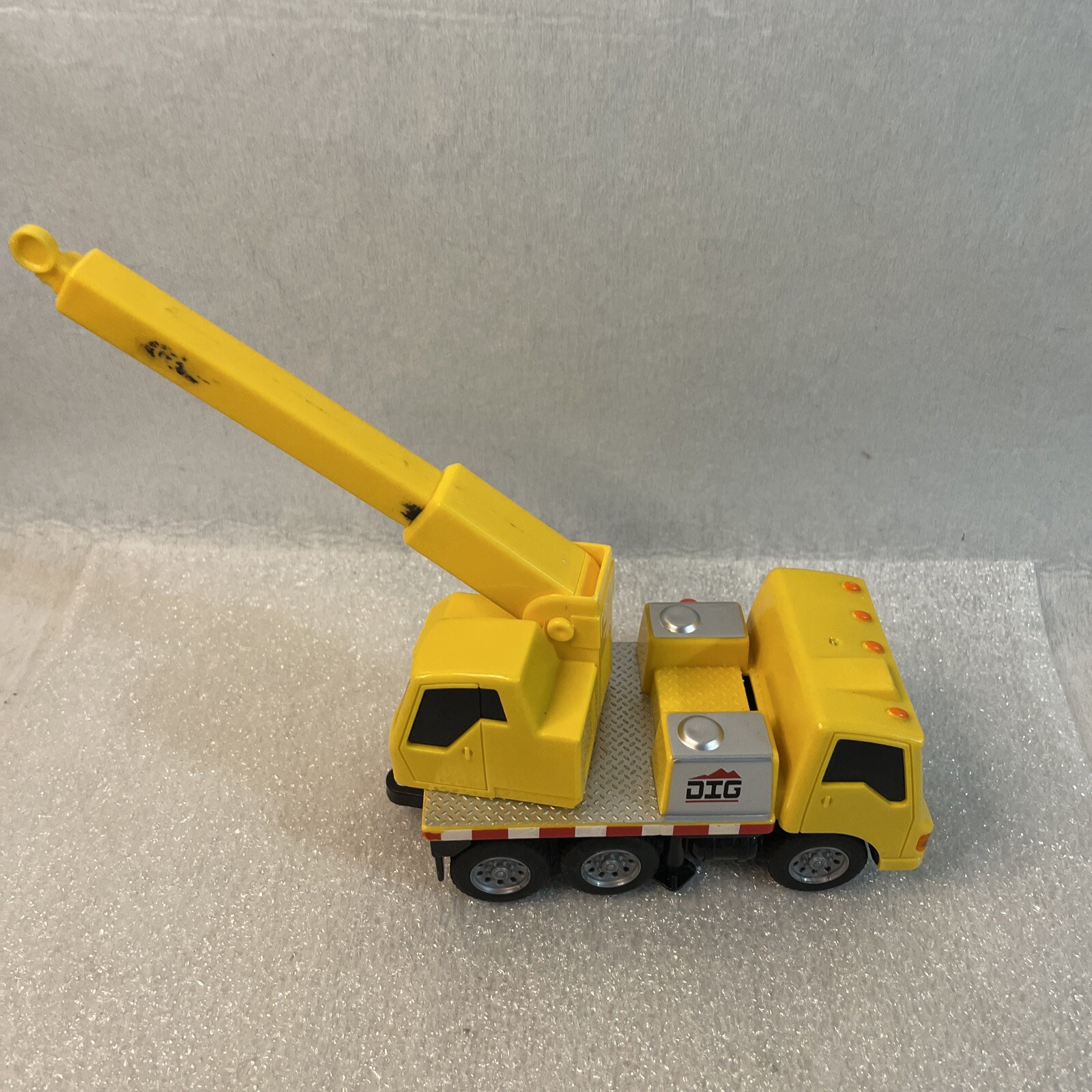 2 Maxx Action Mini Dump Truck Dozer Excavator &1 larger Crane with light & sound