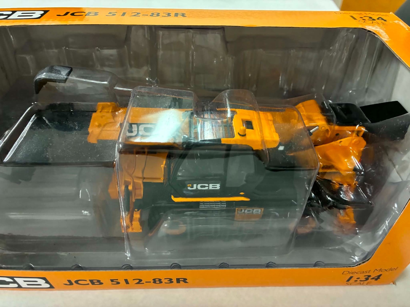 JCB 512-83R Rotating Telescopic Handler Diecast Model 1:34 w/ Box