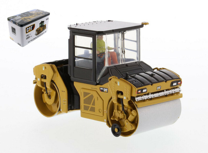 Cat Cb-13 Vibrating Asphalt Tandem Scooter 1:50 Model DIECAST MASTERS