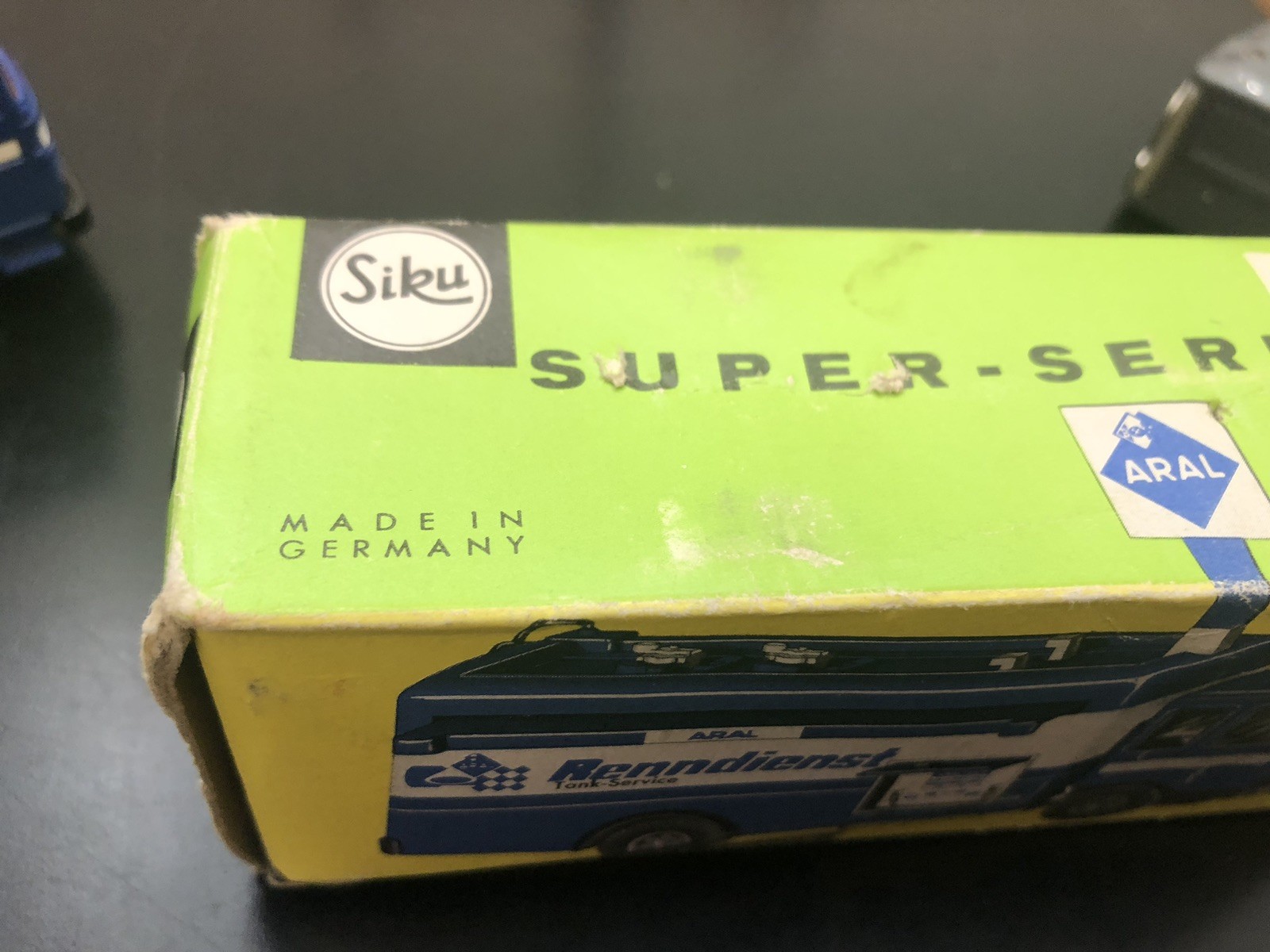 Siku #V 331 MAN Aral Renndienst Service Truck Truck Diecast Model Boxed – Rare