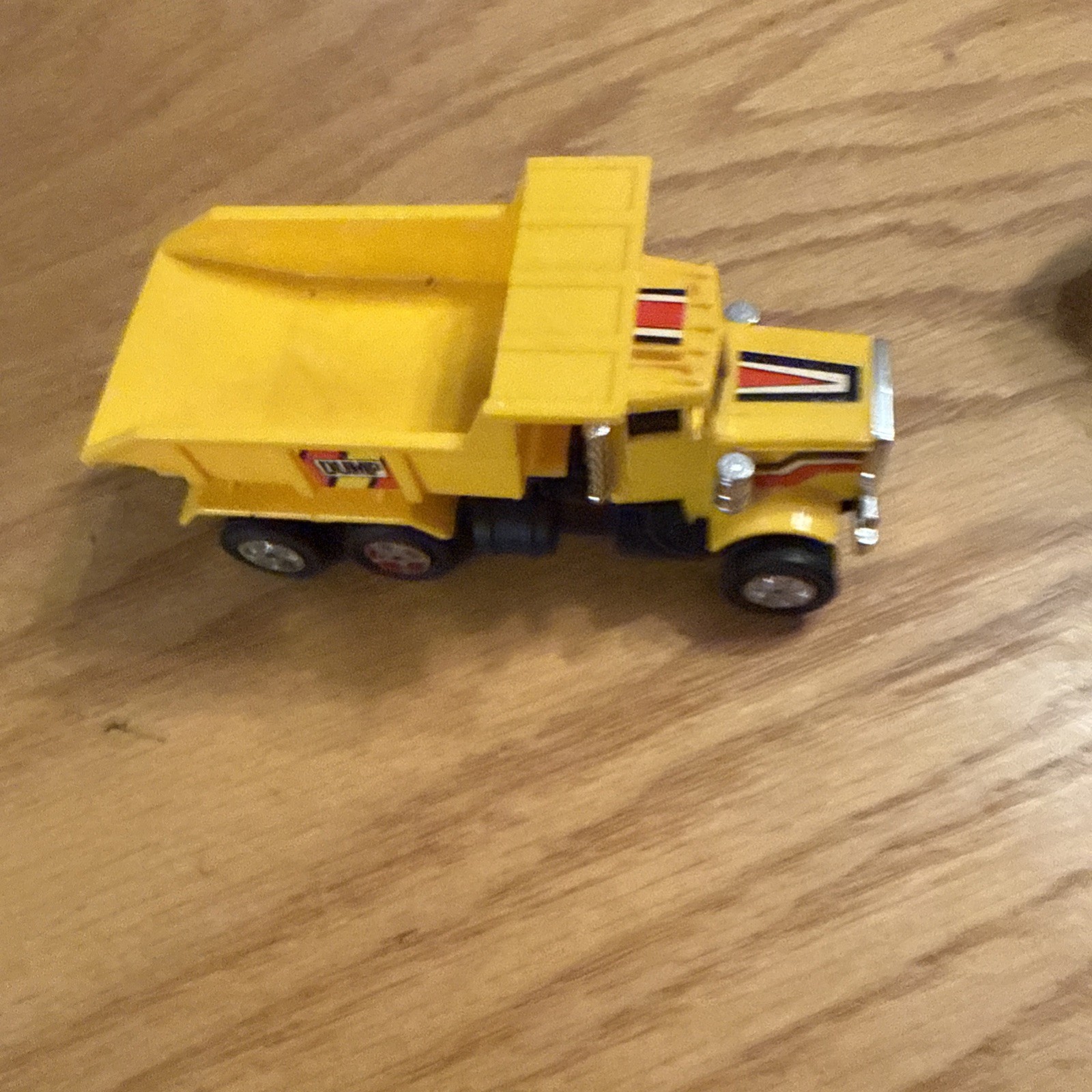 Lot Of 4 Plastic Friction Powered Construction Vehicles 4 1/2” Long